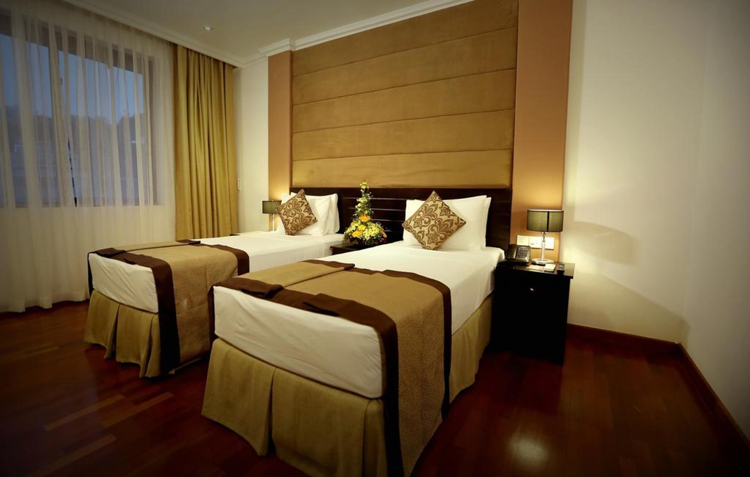 Kandy City Hotel By Earl'S Экстерьер фото