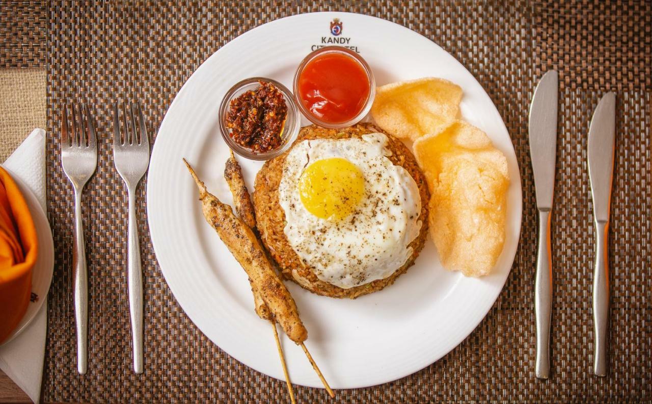 Kandy City Hotel By Earl'S Экстерьер фото